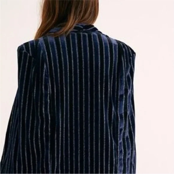 Free People Jagger Velvet Cape - Picture 3 of 11